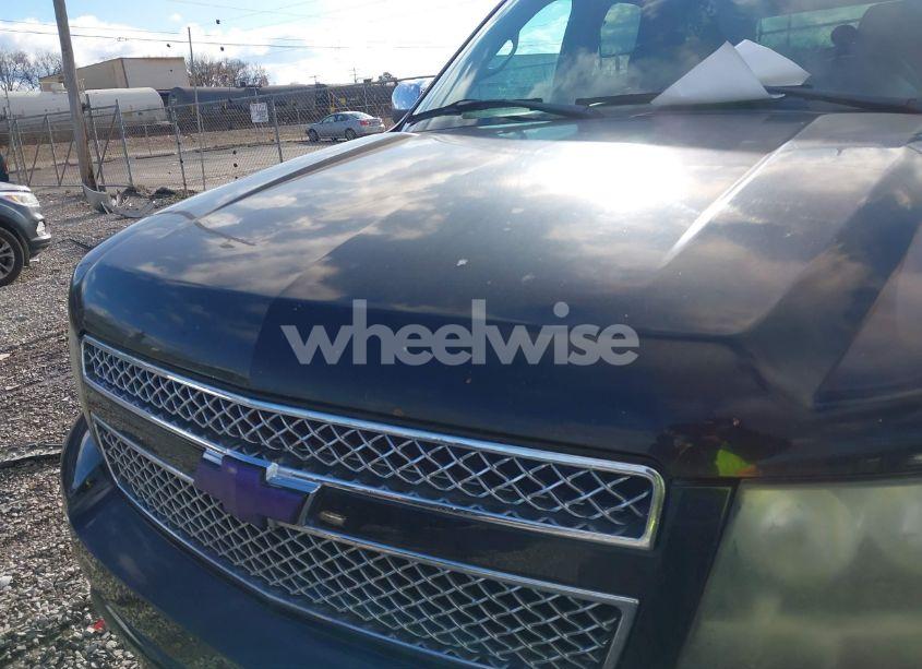 Photo 10 of 2007 Chevrolet Tahoe LTZ (VIN 1GNFC13027R394147)