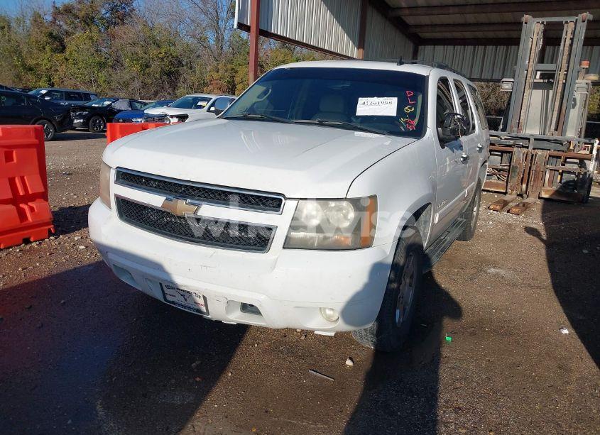 Photo 2 of 2007 Chevrolet Tahoe LT (VIN 1GNFC13027R414316)