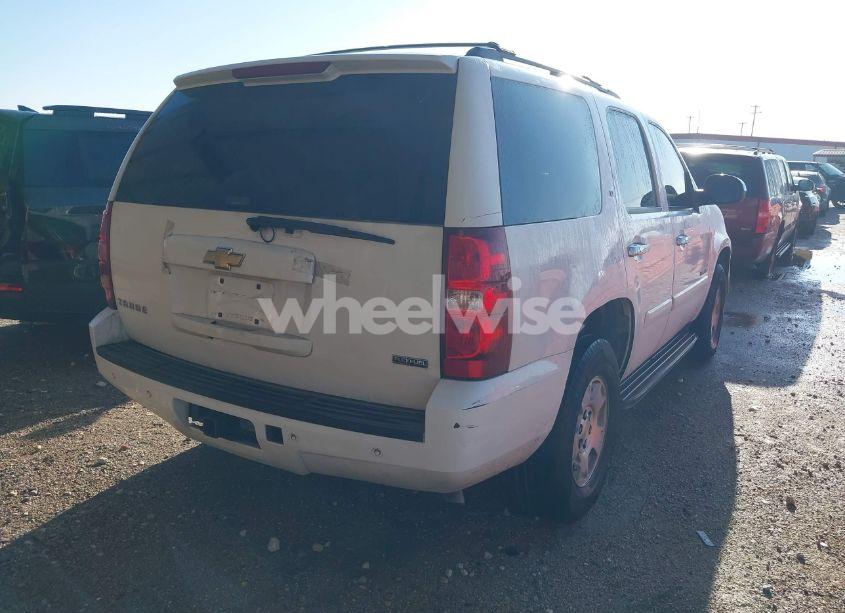 Photo 4 of 2007 Chevrolet Tahoe LT (VIN 1GNFC13027R414316)