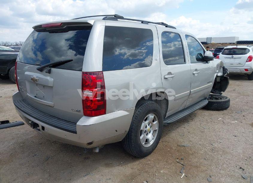Photo 4 of 2008 Chevrolet Tahoe LT (VIN 1GNFC13028R153786)