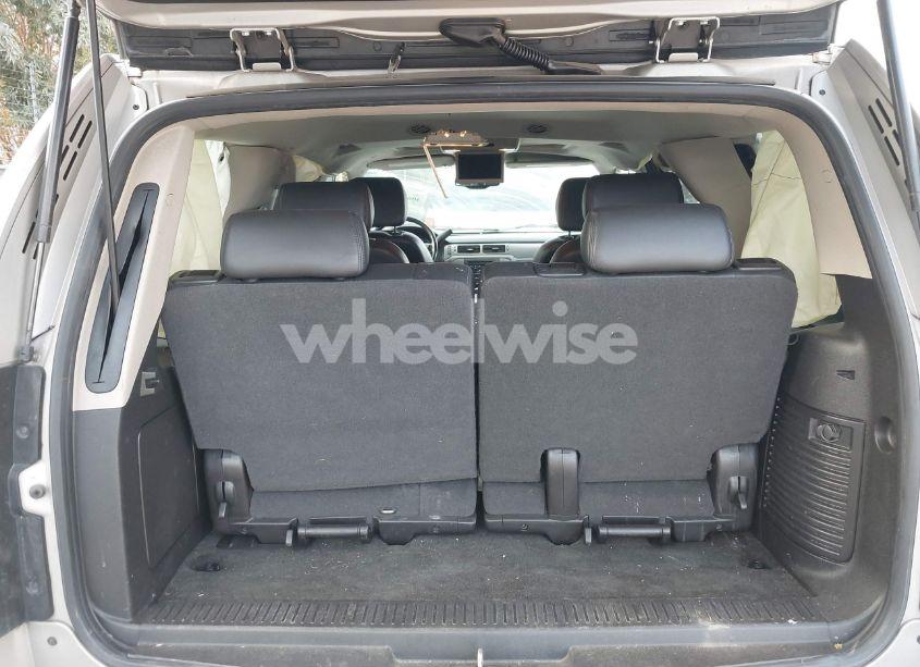 Photo 8 of 2008 Chevrolet Tahoe LT (VIN 1GNFC13028R153884)