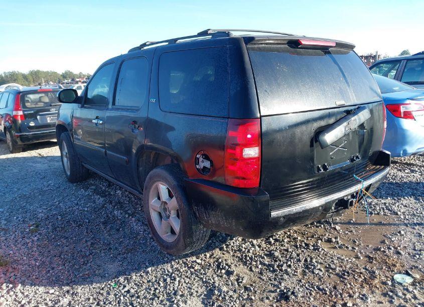 Photo 3 of 2007 Chevrolet Tahoe LTZ (VIN 1GNFC13037J375315)