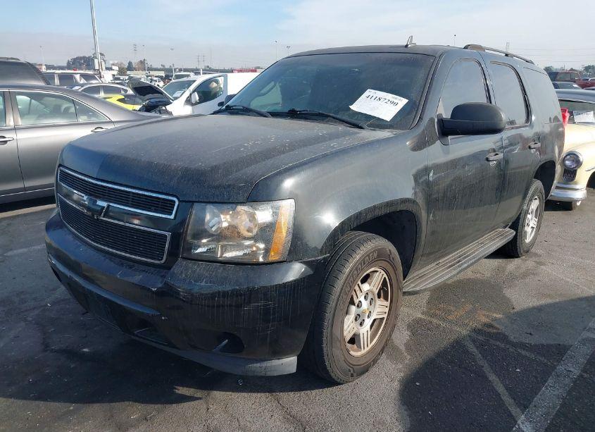 Photo 2 of 2007 Chevrolet Tahoe LS (VIN 1GNFC13037R127874)