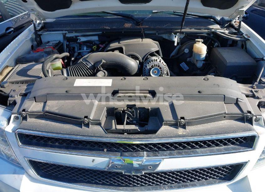 Photo 10 of 2007 Chevrolet Tahoe LTZ (VIN 1GNFC13037R175696)