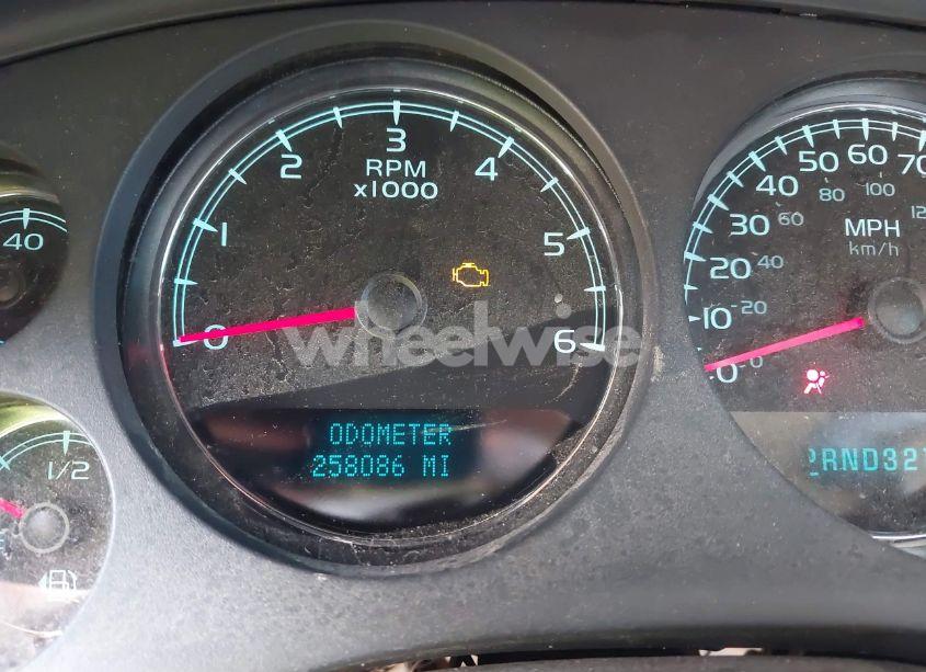 Photo 7 of 2007 Chevrolet Tahoe LS (VIN 1GNFC13037R194815)