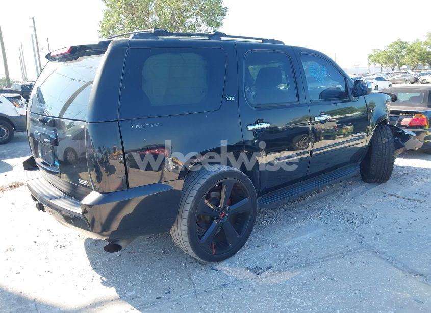 Photo 4 of 2008 Chevrolet Tahoe LT (VIN 1GNFC13038R114382)