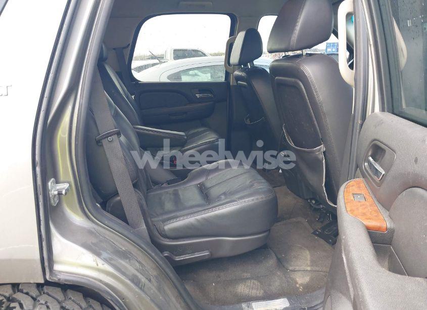 Photo 8 of 2008 Chevrolet Tahoe LT (VIN 1GNFC13038R127830)