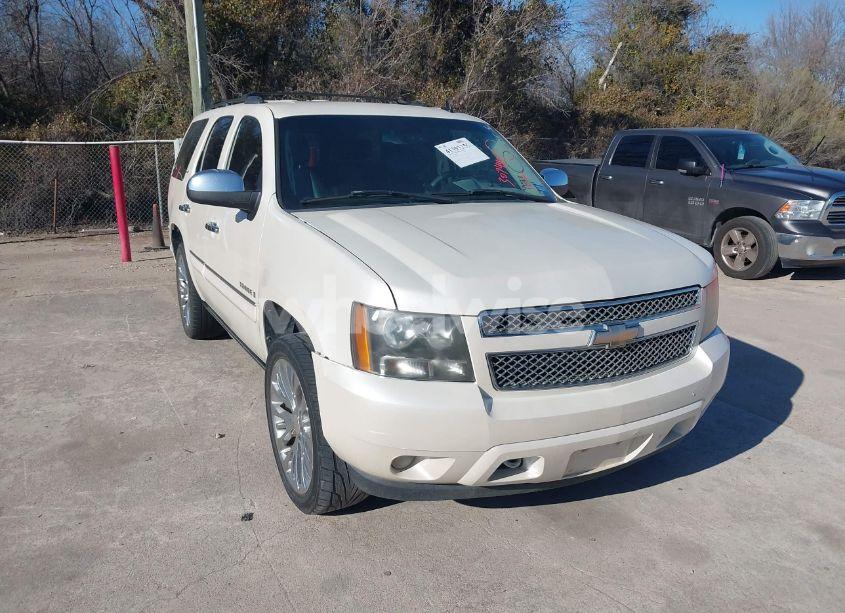 2008 Chevrolet Tahoe LTZ (VIN 1GNFC13038R185291) main photo
