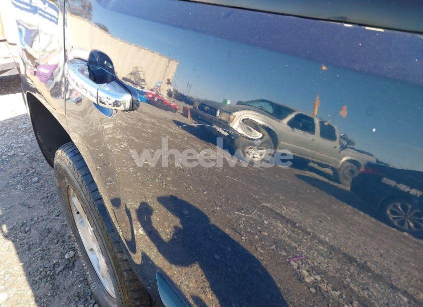 Photo 15 of 2007 Chevrolet Tahoe LT (VIN 1GNFC13047J131172)