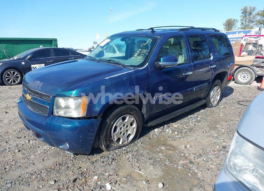 Photo 2 of 2007 Chevrolet Tahoe LT (VIN 1GNFC13047J131172)