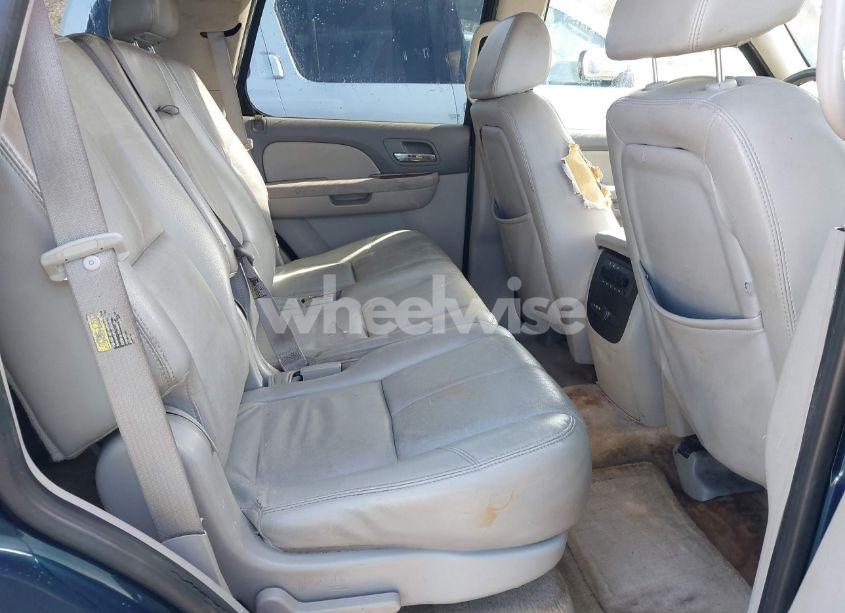 Photo 8 of 2007 Chevrolet Tahoe LT (VIN 1GNFC13047J131172)