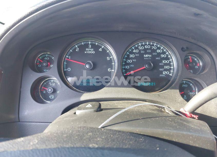 Photo 7 of 2007 Chevrolet Tahoe LTZ (VIN 1GNFC13047J267429)