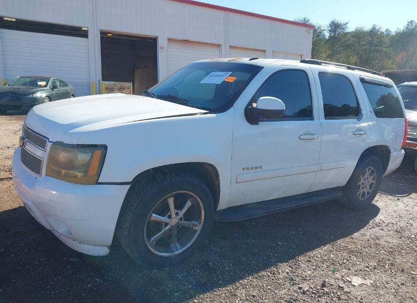 Photo 6 of 2007 Chevrolet Tahoe LT (VIN 1GNFC13047J338483)