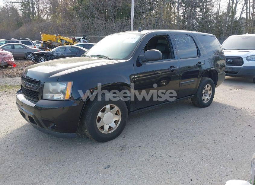 Photo 2 of 2007 Chevrolet Tahoe LTZ (VIN 1GNFC13047R361084)