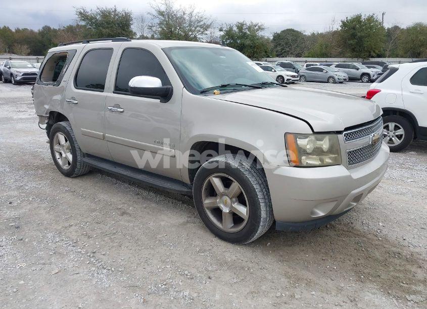 2007 Chevrolet Tahoe LTZ (VIN 1GNFC13047R393629) main photo