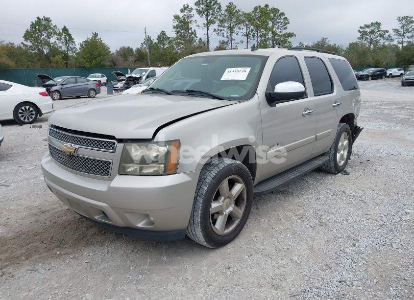Photo 2 of 2007 Chevrolet Tahoe LTZ (VIN 1GNFC13047R393629)