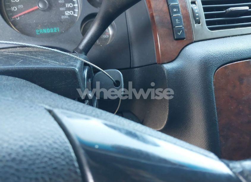 Photo 11 of 2007 Chevrolet Tahoe LT (VIN 1GNFC13047R409313)