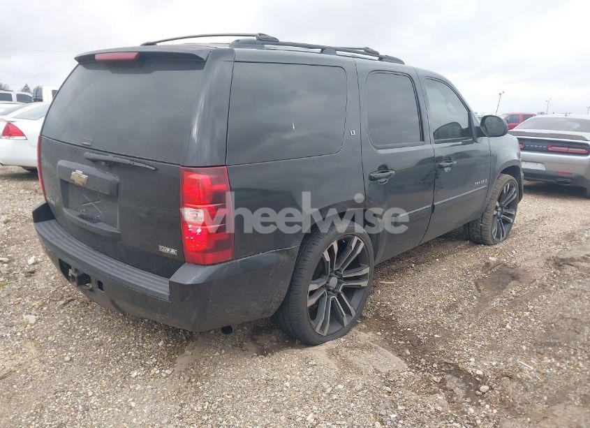 Photo 4 of 2007 Chevrolet Tahoe LT (VIN 1GNFC13047R409313)