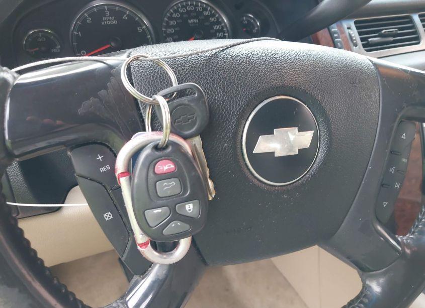 Photo 11 of 2008 Chevrolet Tahoe LT (VIN 1GNFC13048R109255)