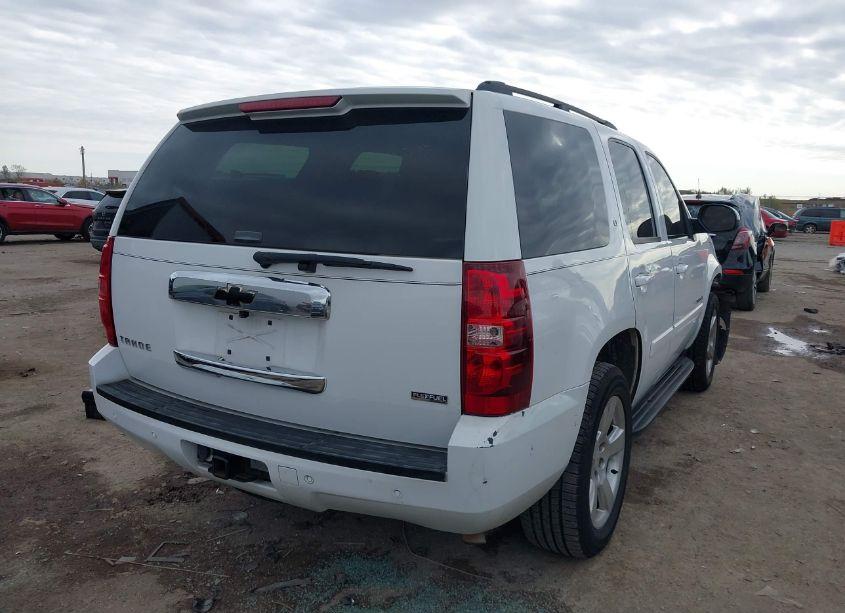 Photo 4 of 2008 Chevrolet Tahoe LT (VIN 1GNFC13048R109255)