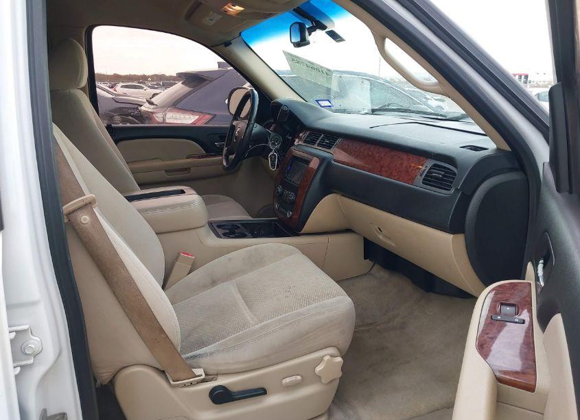 Photo 5 of 2008 Chevrolet Tahoe LT (VIN 1GNFC13048R109255)