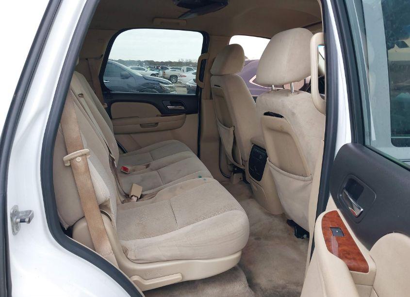 Photo 8 of 2008 Chevrolet Tahoe LT (VIN 1GNFC13048R109255)