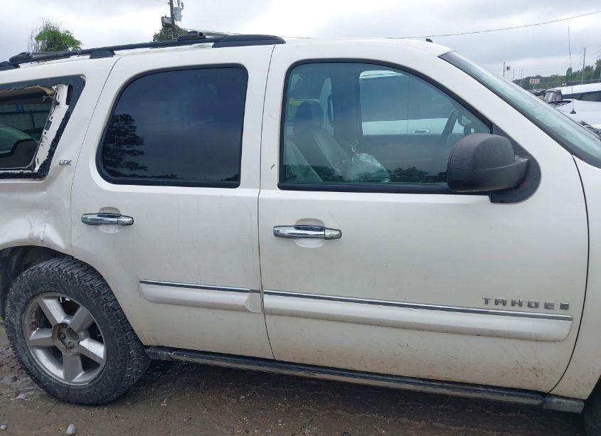 Photo 13 of 2008 Chevrolet Tahoe LTZ (VIN 1GNFC13048R193304)