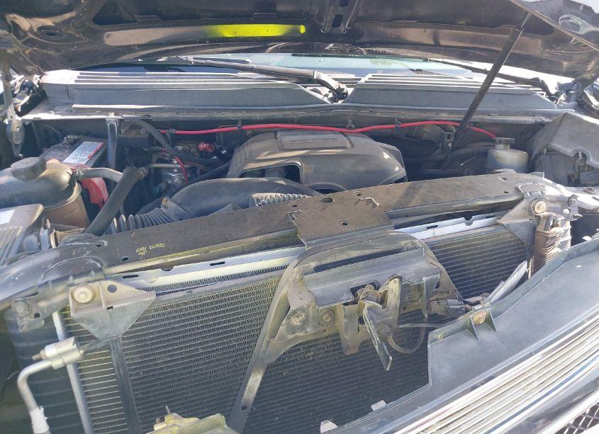 Photo 10 of 2008 Chevrolet Tahoe LT (VIN 1GNFC13048R238984)