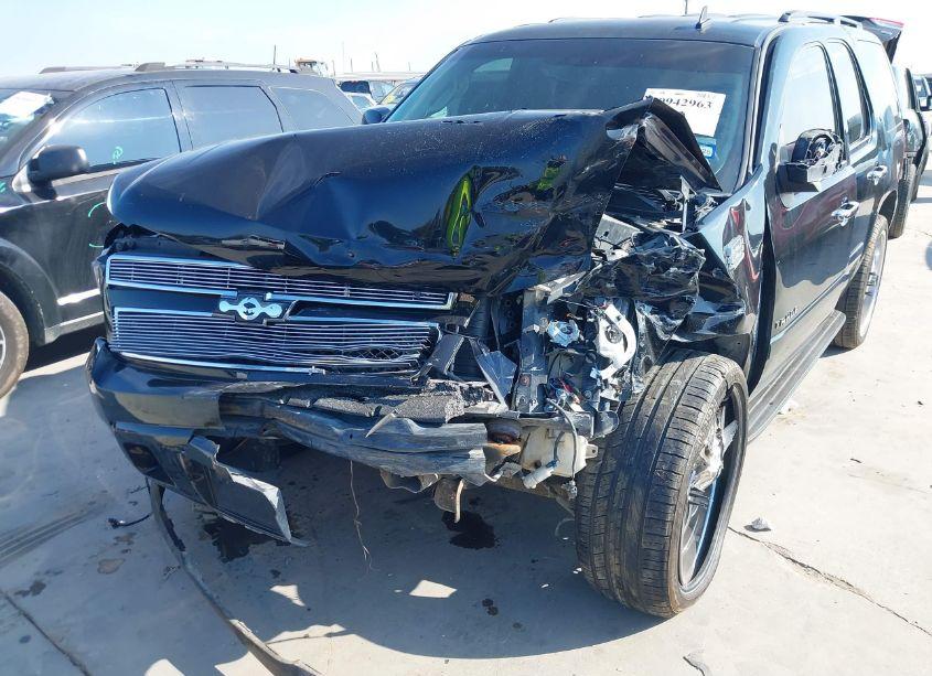 Photo 6 of 2008 Chevrolet Tahoe LT (VIN 1GNFC13048R238984)