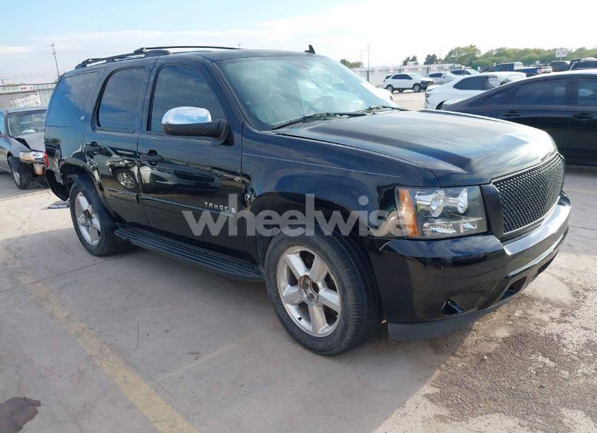 2007 Chevrolet Tahoe LTZ (VIN 1GNFC13057R428646) main photo