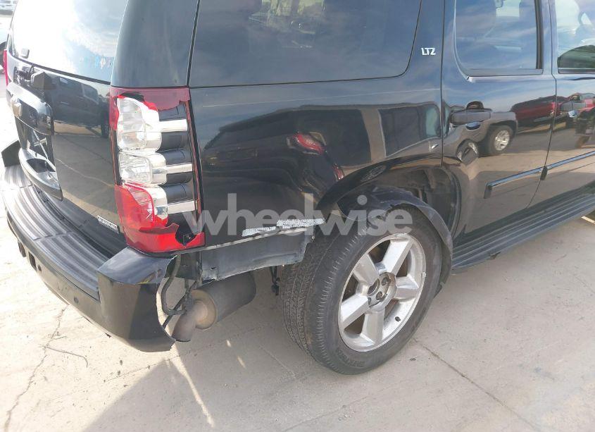 Photo 6 of 2007 Chevrolet Tahoe LTZ (VIN 1GNFC13057R428646)