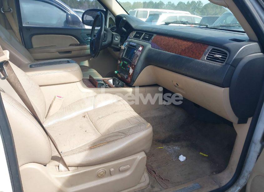 Photo 5 of 2008 Chevrolet Tahoe LTZ (VIN 1GNFC13058R119129)