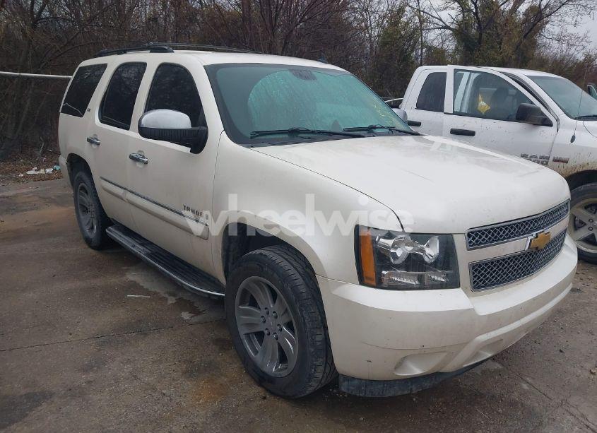2008 Chevrolet Tahoe LTZ (VIN 1GNFC13058R242249) main photo