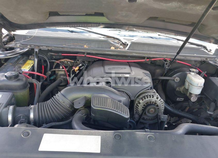 Photo 10 of 2008 Chevrolet Tahoe LT (VIN 1GNFC13058R275848)