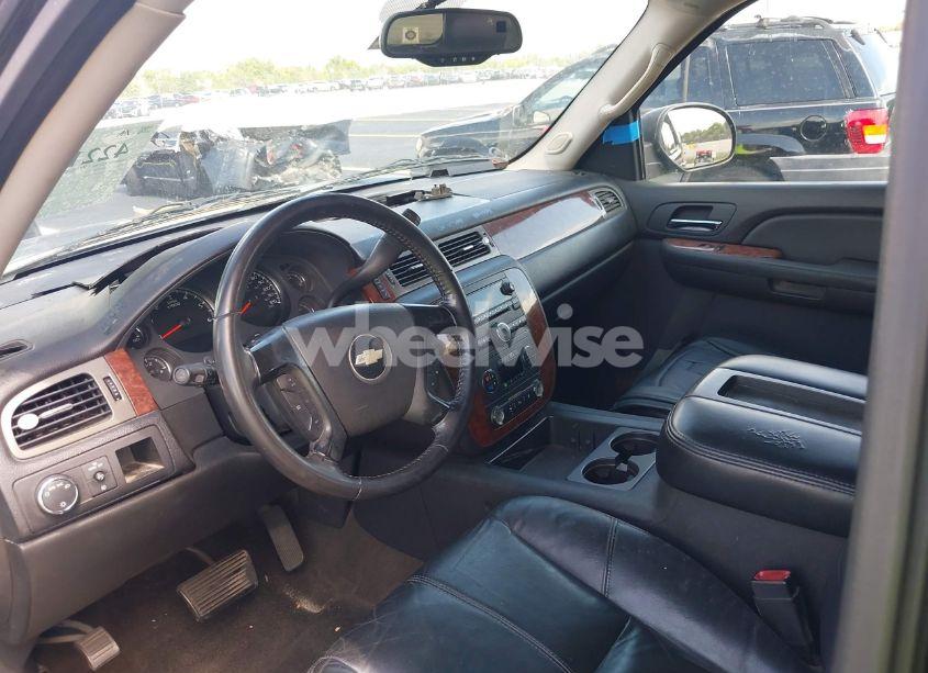 Photo 5 of 2008 Chevrolet Tahoe LT (VIN 1GNFC13058R275848)