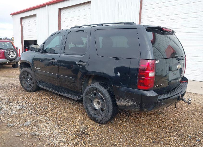 Photo 3 of 2009 Chevrolet Tahoe LS (VIN 1GNFC13059R299570)