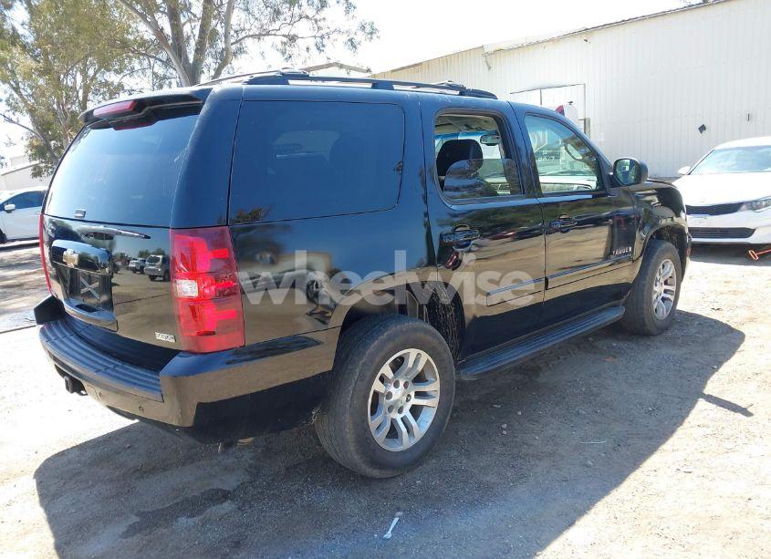 Photo 4 of 2007 Chevrolet Tahoe LT (VIN 1GNFC13067J381397)