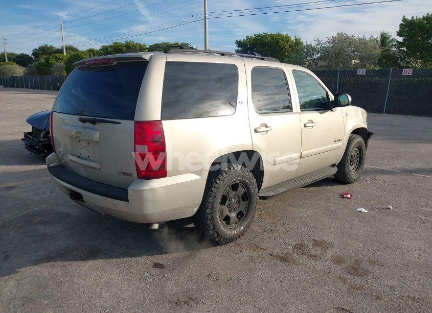 Photo 4 of 2007 Chevrolet Tahoe LT (VIN 1GNFC13067R191519)