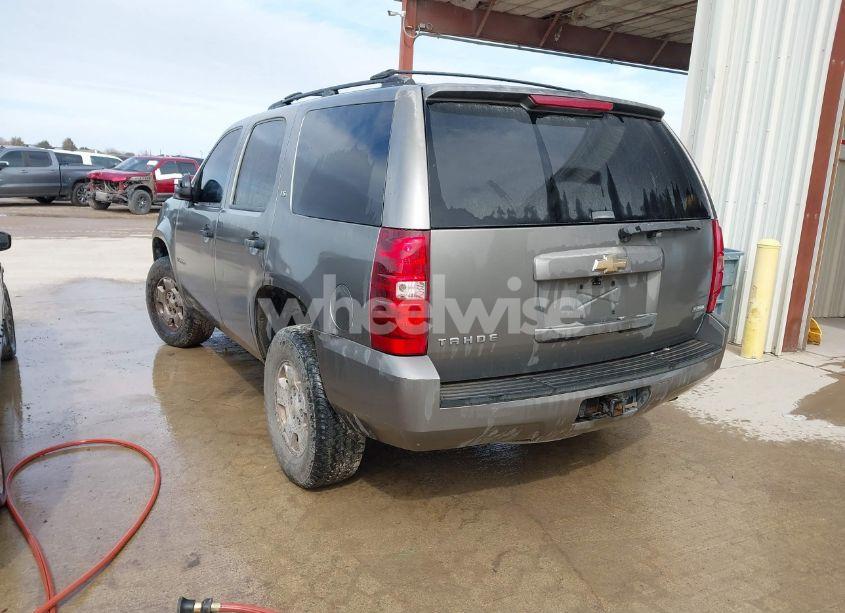 Photo 3 of 2007 Chevrolet Tahoe LS (VIN 1GNFC13067R360440)