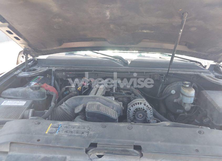 Photo 10 of 2007 Chevrolet Tahoe LT (VIN 1GNFC13067R407658)