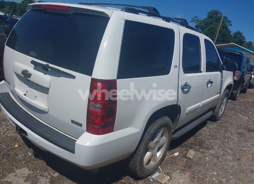 Photo 4 of 2008 Chevrolet Tahoe LTZ (VIN 1GNFC13068R121035)