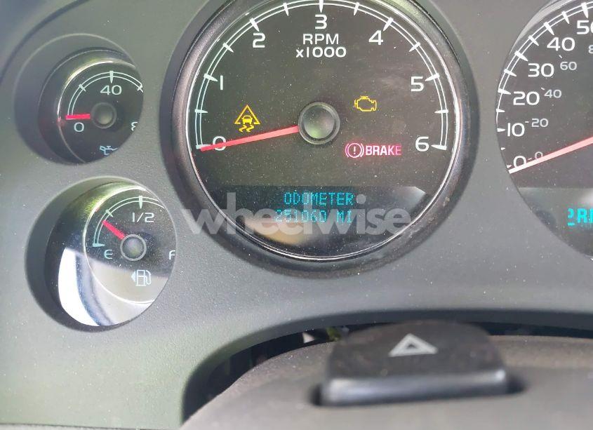 Photo 7 of 2008 Chevrolet Tahoe LTZ (VIN 1GNFC13068R121035)