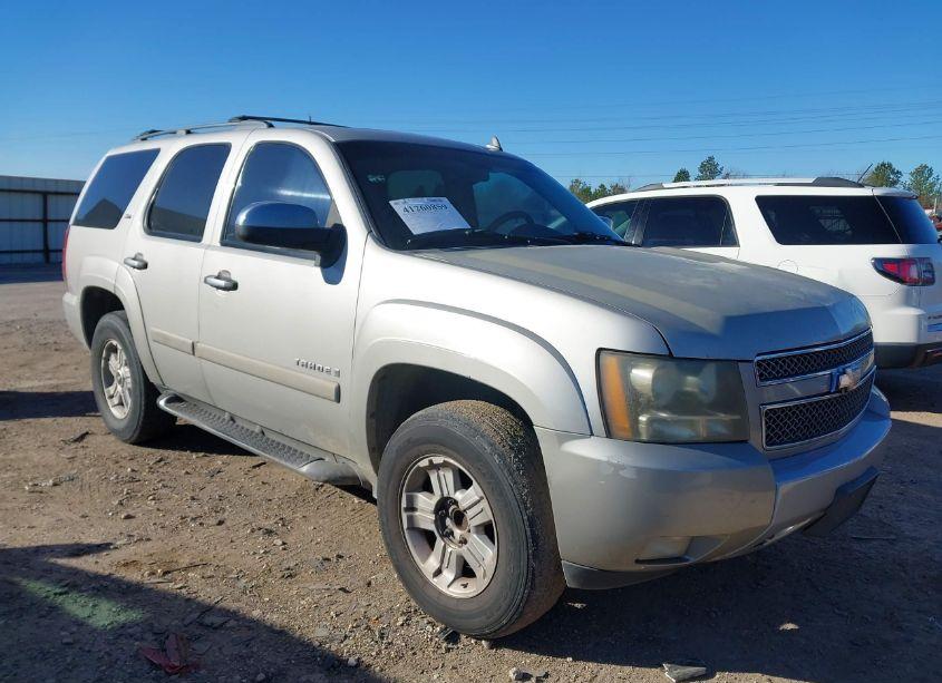 2008 Chevrolet Tahoe LT (VIN 1GNFC13068R246066) main photo
