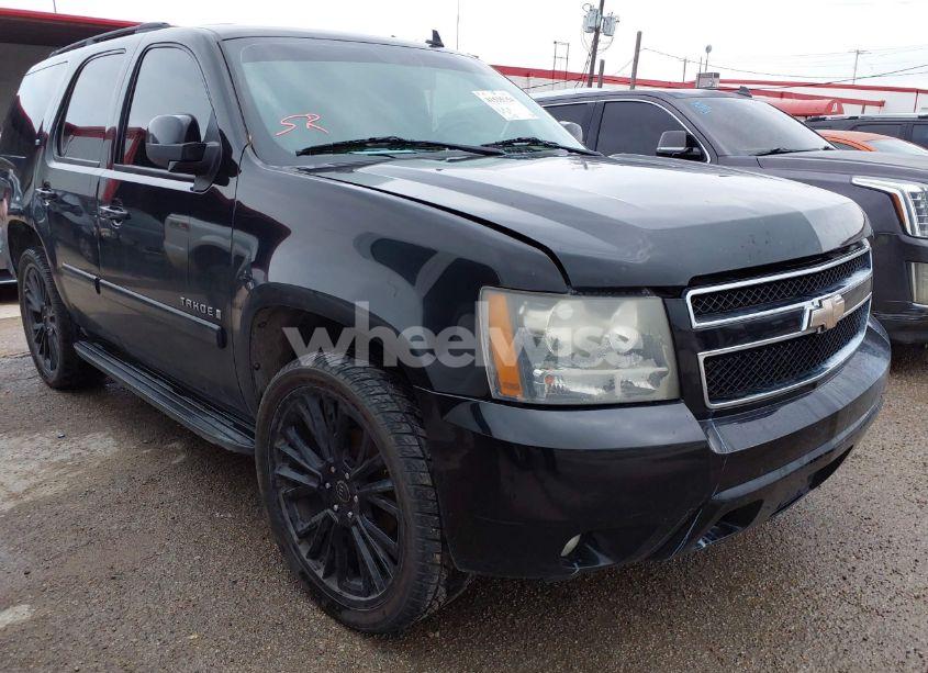 2008 Chevrolet Tahoe LT (VIN 1GNFC13068R272859) main photo