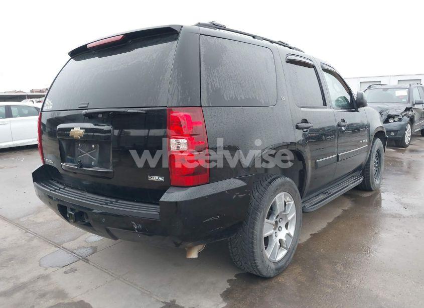 Photo 4 of 2007 Chevrolet Tahoe LT (VIN 1GNFC13077R248892)