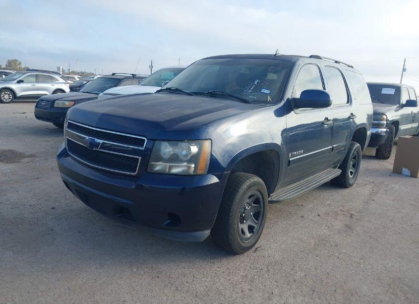Photo 2 of 2007 Chevrolet Tahoe LS (VIN 1GNFC13077R253221)