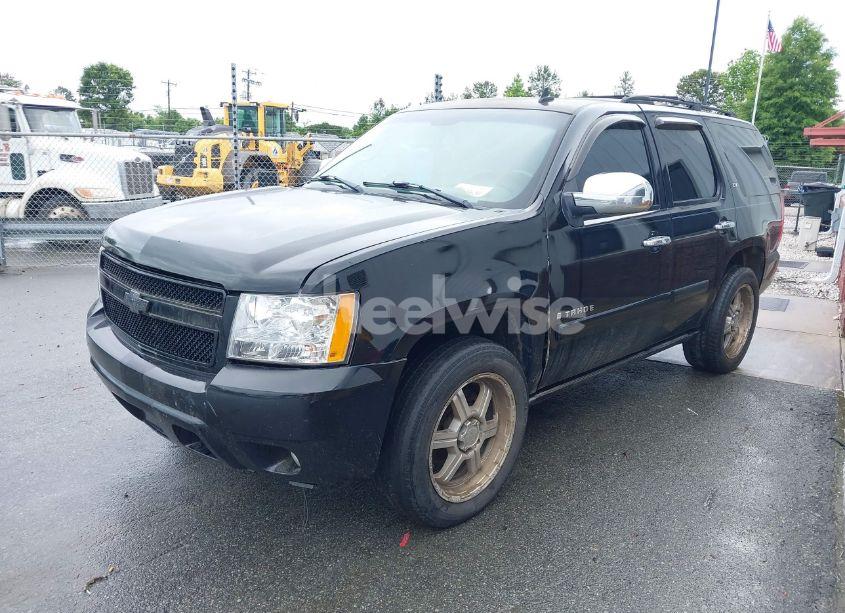 Photo 2 of 2007 Chevrolet Tahoe LTZ (VIN 1GNFC13077R275025)