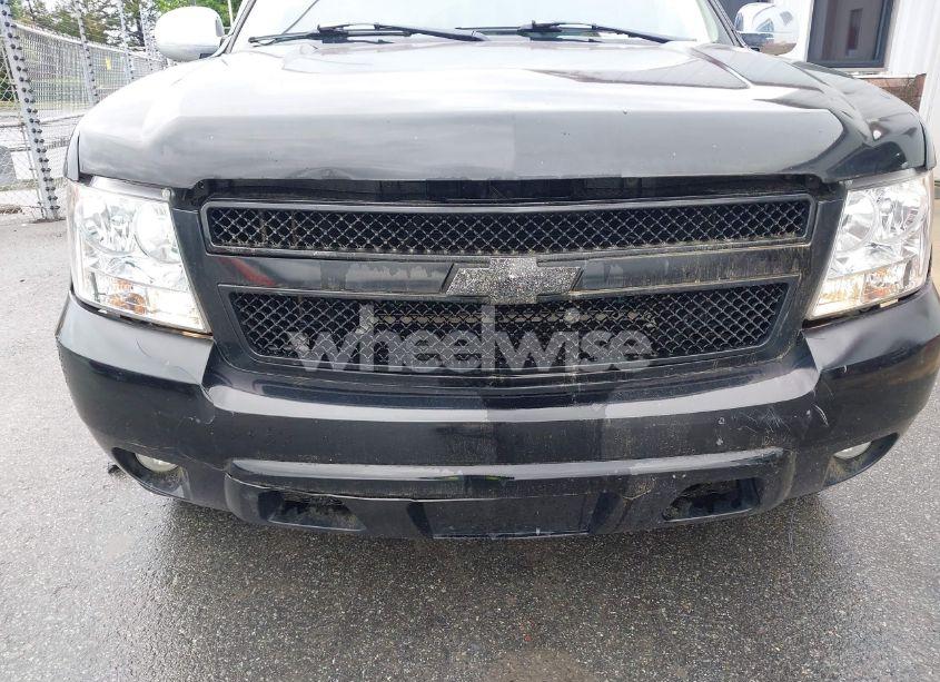 Photo 6 of 2007 Chevrolet Tahoe LTZ (VIN 1GNFC13077R275025)