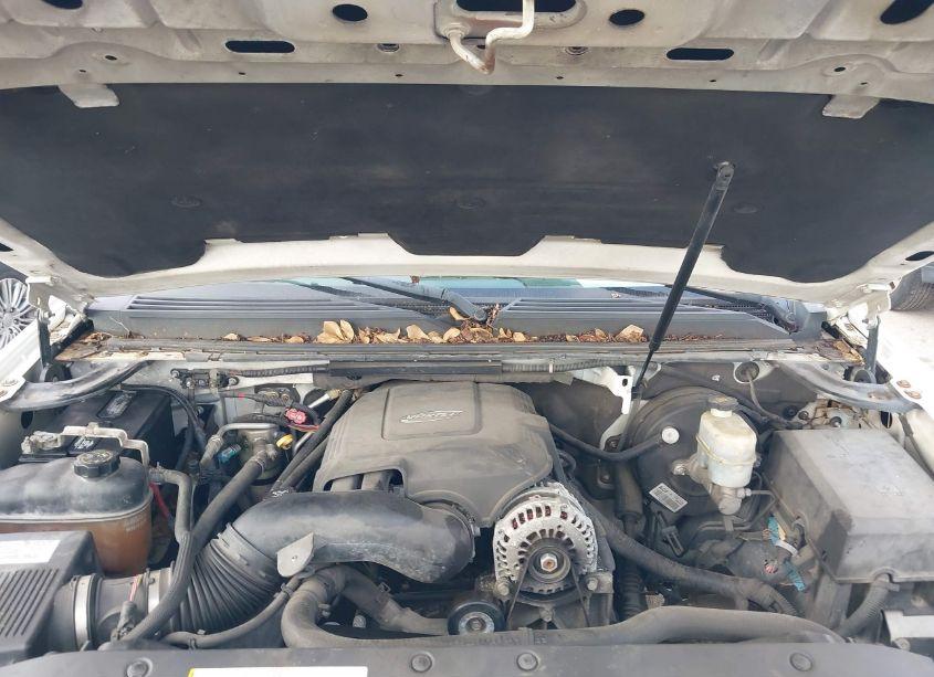 Photo 10 of 2007 Chevrolet Tahoe LS (VIN 1GNFC13077R276868)