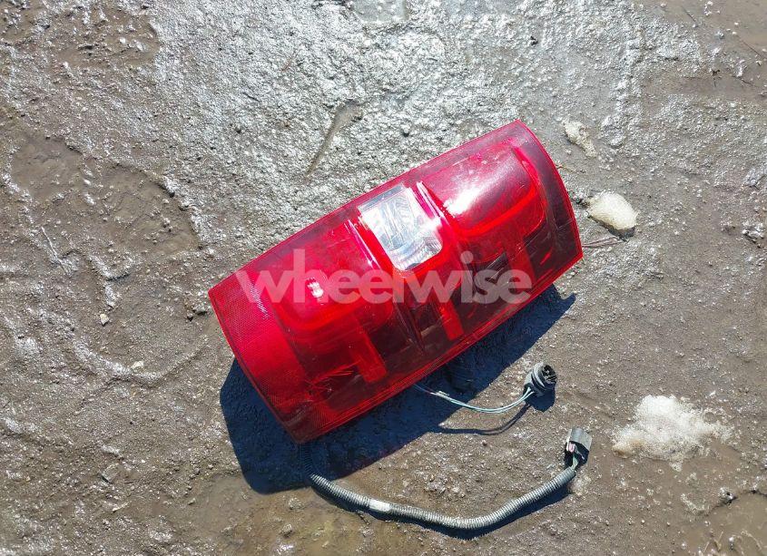 Photo 12 of 2007 Chevrolet Tahoe LS (VIN 1GNFC13077R309318)